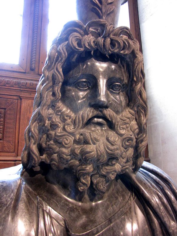 Louvre-17-5326.JPG