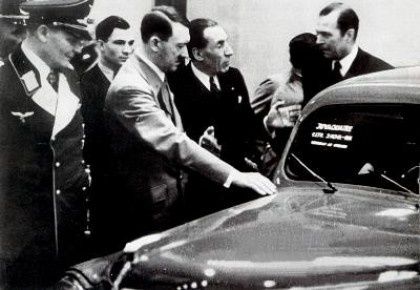 renault-et-hitler.jpg