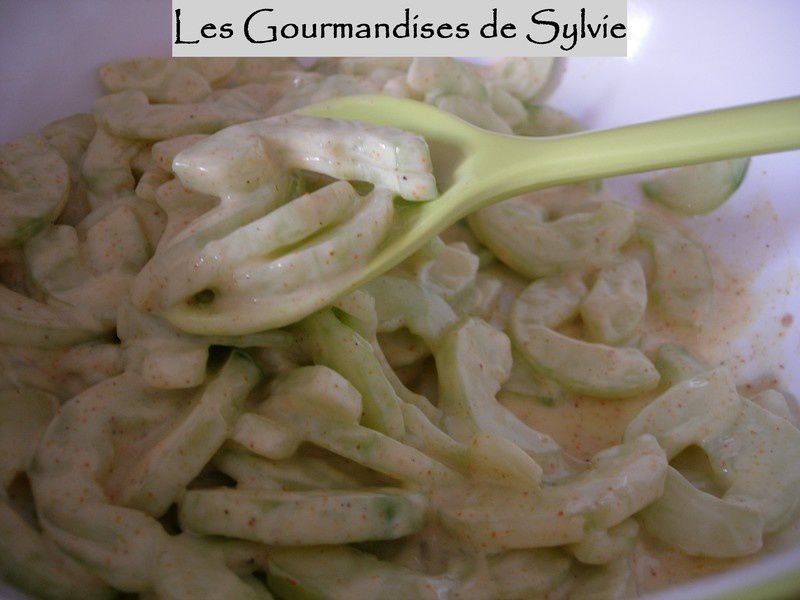 Salade_de_Concombre___la_Cr_me_et_au_Curry_002