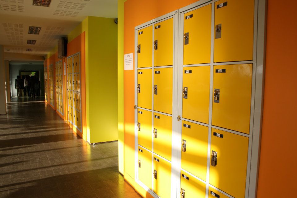 Avril 2012 : 42 lycéens italiens du Liceo Cecioni de Livorno séjournent chez leurs correspondants brestois du projet i-voix.
