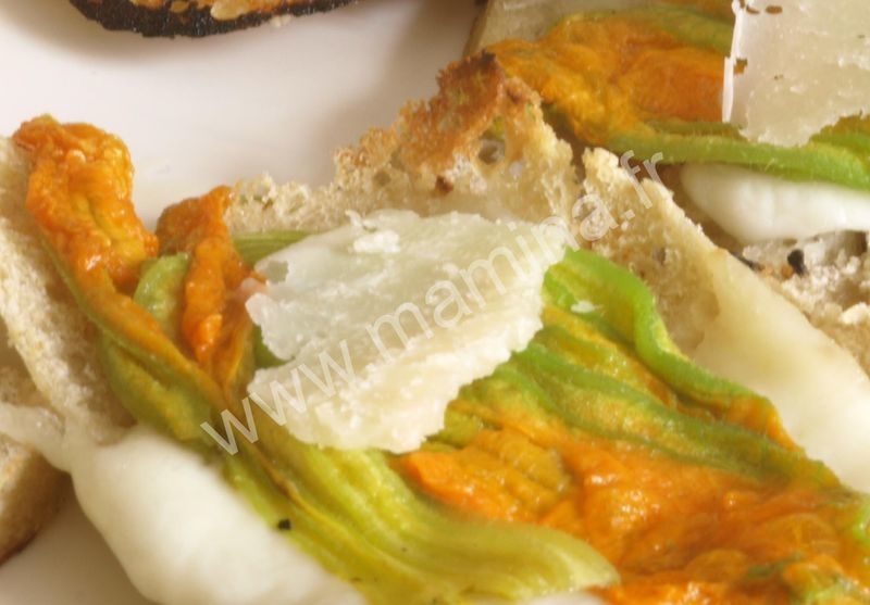 FLEURS_DE_COURGETTES_MOZZA_2