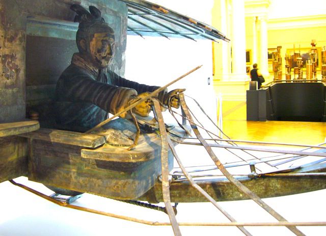 Images en lien avec l'article "Char du premier empereur qin shihuang"