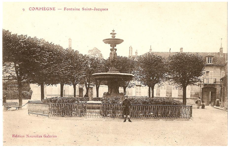 Album - la ville de Compiègne (Oise), la poste, la préfecture, les statues