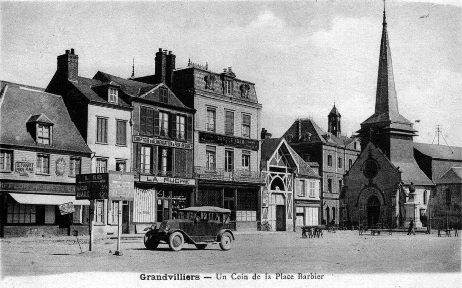 Album - la ville de Grandvilliers (Oise), les places et les rues