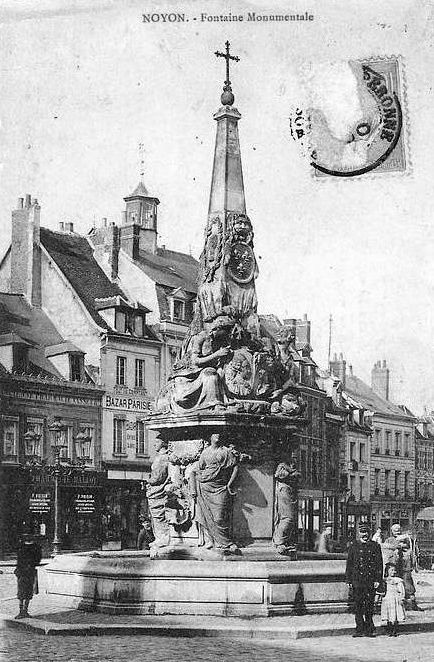 Album - la ville de Noyon (Oise), la fontaine du Dauphin et diverses statues.
