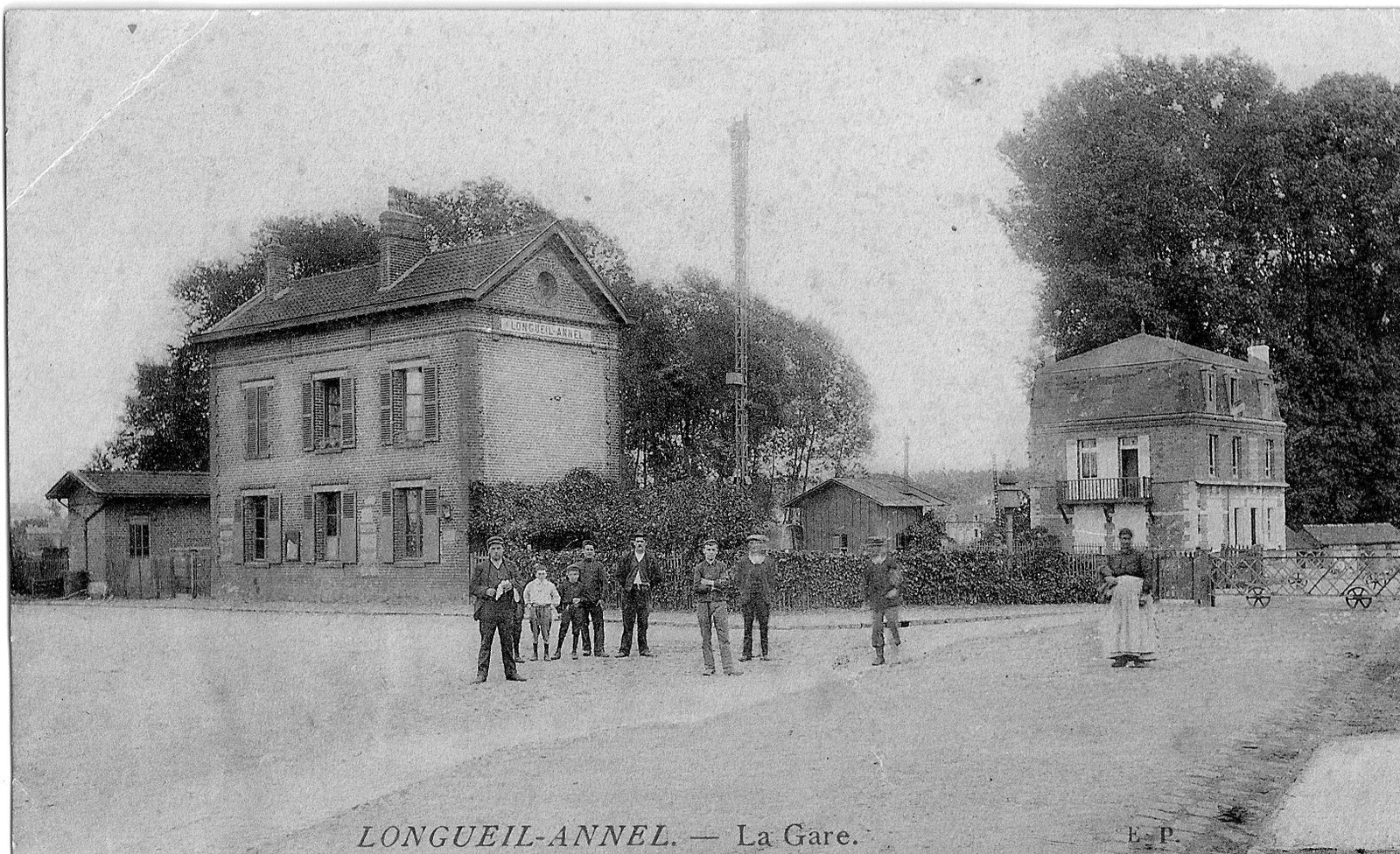 Album - le village de Longueil-annel (Oise), la gare
