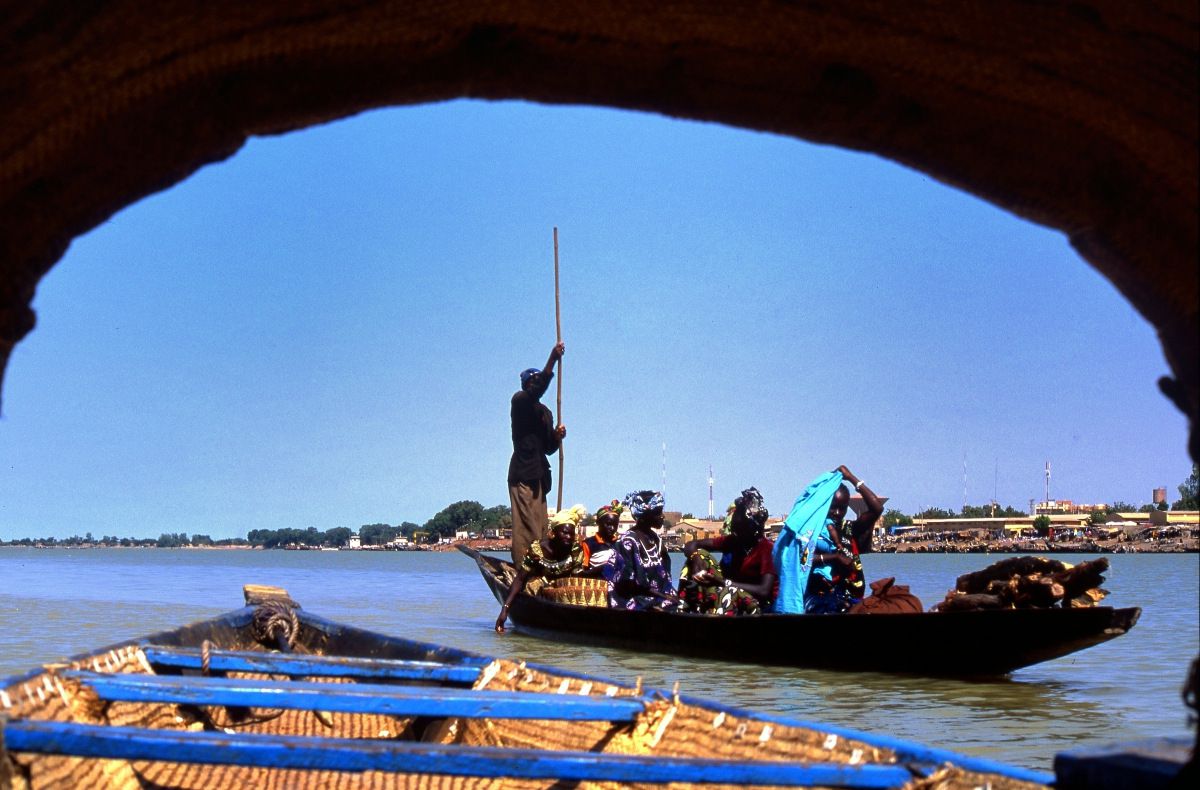 44-Mopti - Mali - Traverséé fleuve Niger vers Village Bozo