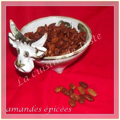 amandes-epicees1-1-1.jpg