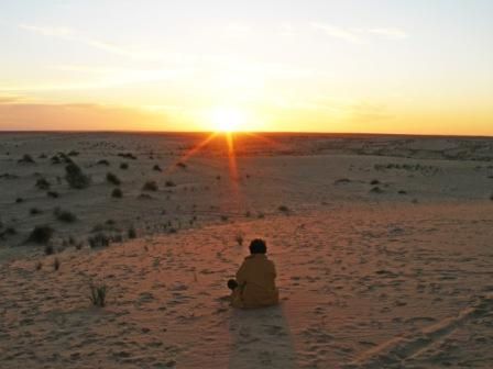 meditation-au-desert