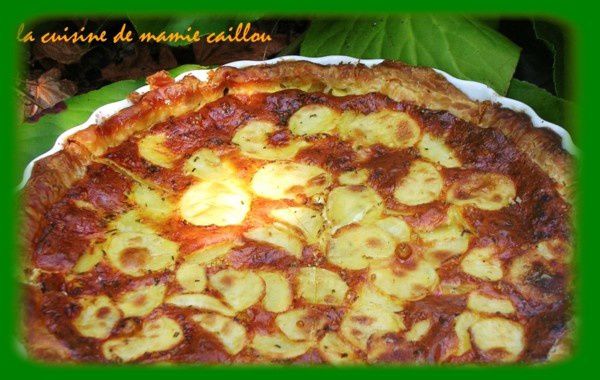 Blog de mariecaillou :LA CUISINE DE MAMIE CAILLOU, Gâteau de pommes de terre à la cancoillotte.