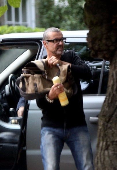 George+Michael+George+Michael+Arrives+Home+4kResPvCon3l