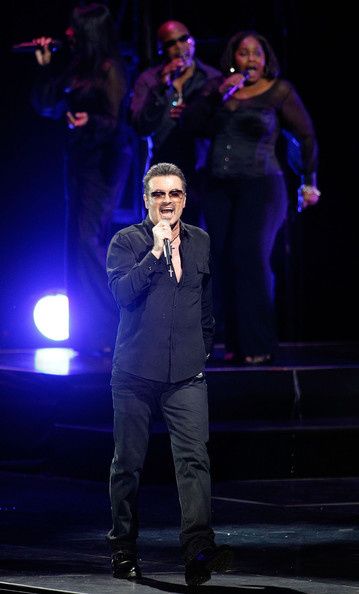 George-Michael-Plays-Perth-Lp0nVWuhHc_l.jpg