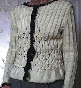 pull-a-basque-jaune