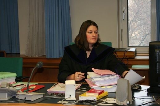 9-the-judge-en.jpg