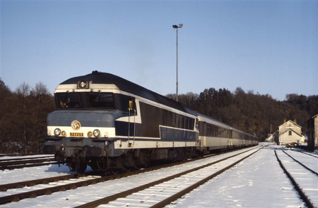 Locomotive CC 72023 en tête du Ventadour