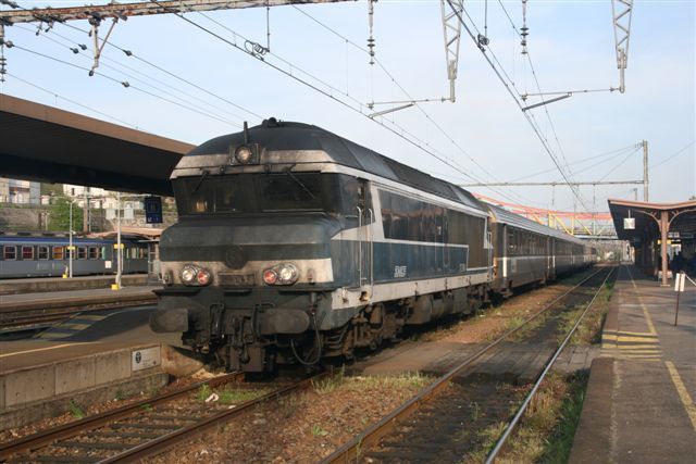 Locomotive CC 72064 à Vierzon