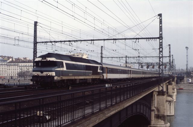 Locomotive CC 72083 