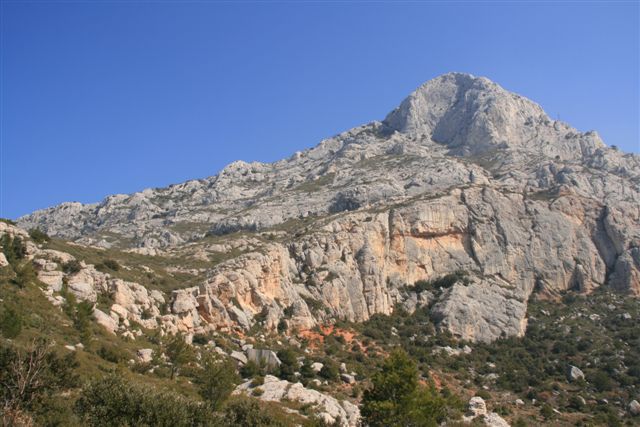 Baù Cézanne montagne Sainte-Victoire