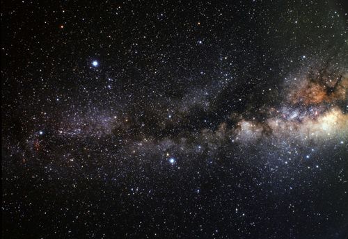 Triangle-d-ete-dans-constellation-de-l-Aigle-Altair-en-b.jpg