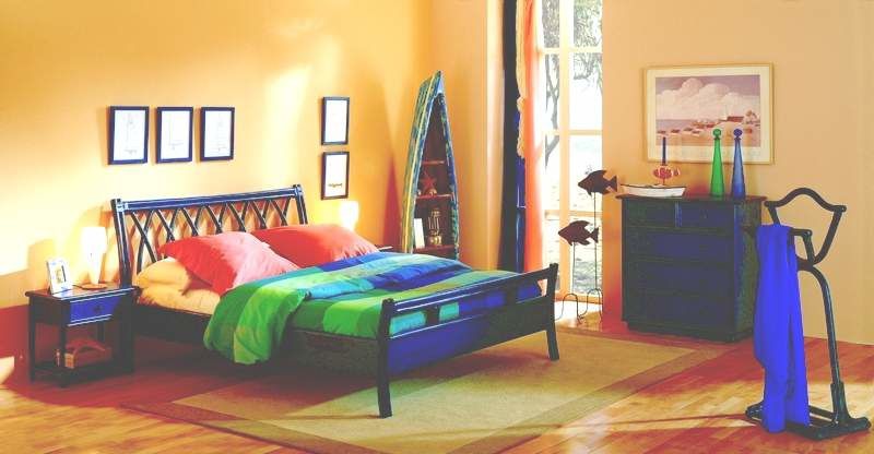lits, chevets, commodes, armoires, coiffeuses, chiffonniers en rotin dand + de 40 couleurs et 6 finitions différentes.