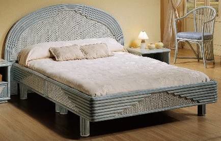 lits déco 90, 140, 160 et 180 cm dans 44 coloris mat ou brillant