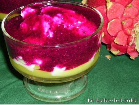 verrines_lemon_curd_creme_coco_et_coulis_de_pitaya