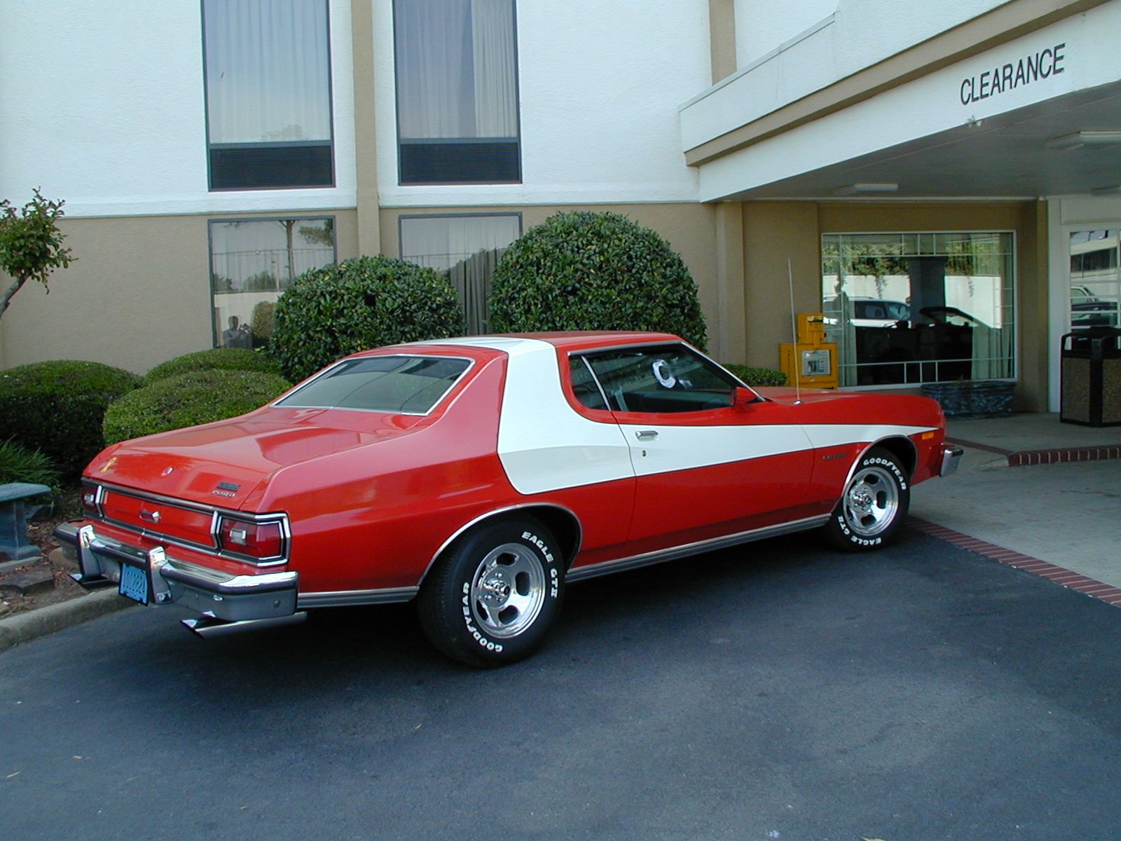 Ford gran torino de starsky et hutch #4