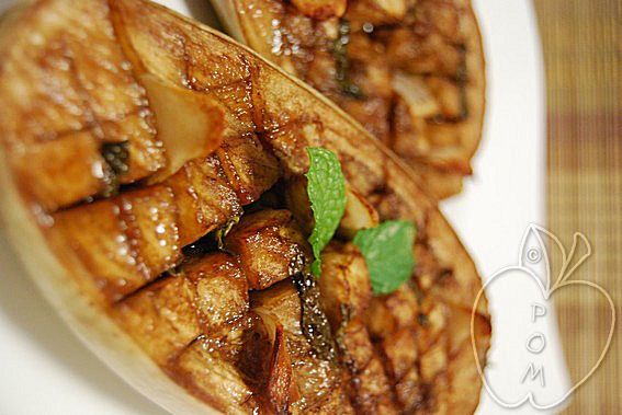 BERENJENAS ASADAS CON MENTA Y VINAGRETA (11)