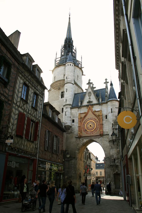Auxerre quatrième ville de Bourgogne. Ville d'art et d'histoire ...