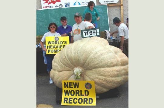 record du monde du plus gros potiron 643 Kg in natures paul