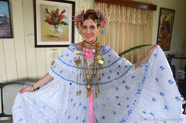 Mille et une photos du Panama - Les polleras du Festival de la Mejorana -  sagapanama - Le blog du voyage au Panama