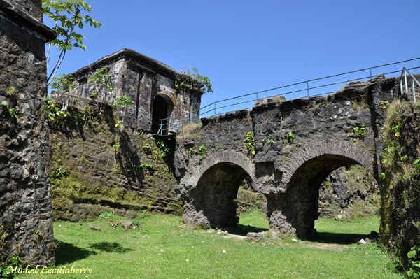 pont-entree