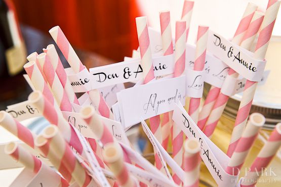 003-pink-white-vintage-straws-wedding-dessert-candy-bar.jpg