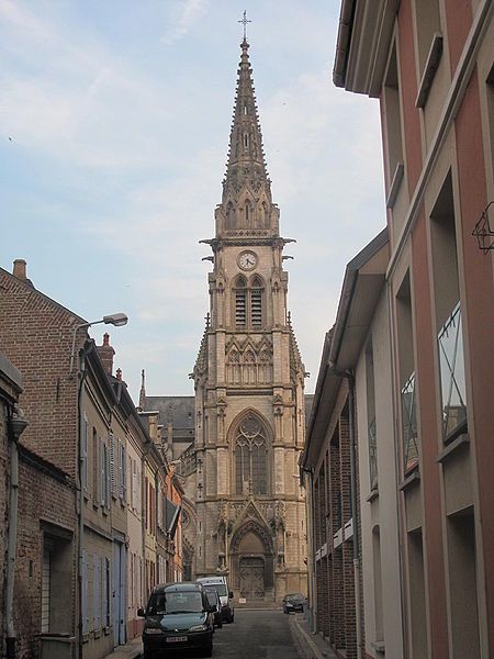450px-Abbeville Grande rue Saint-Jacques