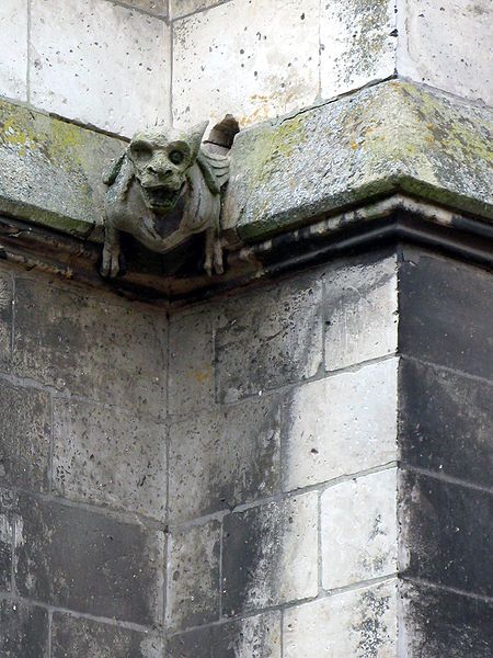 450px-Abbeville église St-Jacques (gargouille) 7a