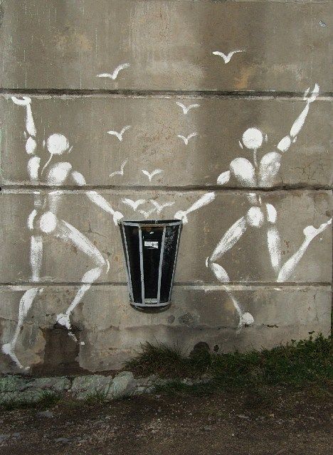 38 - Grenoble - Bastille : Hommes aux oiseaux heureux