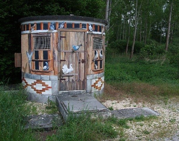 73 - Chindrieux : Cage aux oiseaux désaltérés