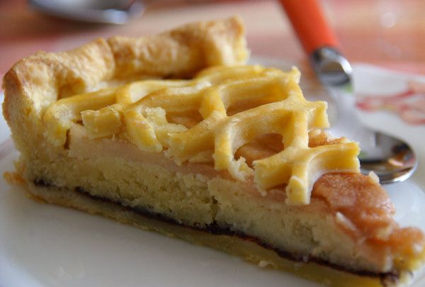 tarte_poiresfrangipane2.JPG