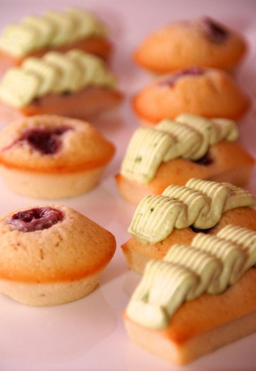 financiers_cerisegriotte_chantilly_pistache2-copie-1.jpg