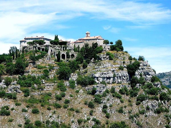 800px-Gourdon