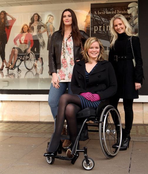 Debenhams-Launch-New-Window-Display-featuring-5Ns0ES4Ibf_l.jpg