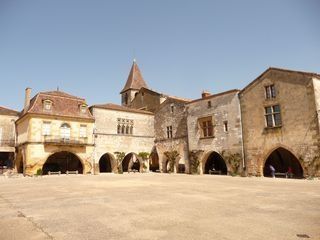 P1060826-Monpazier