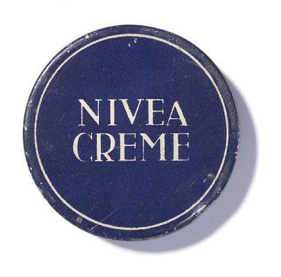 324736_m0t1w600h450q80v46446_NIVEA_Creme_D_1925.jpg
