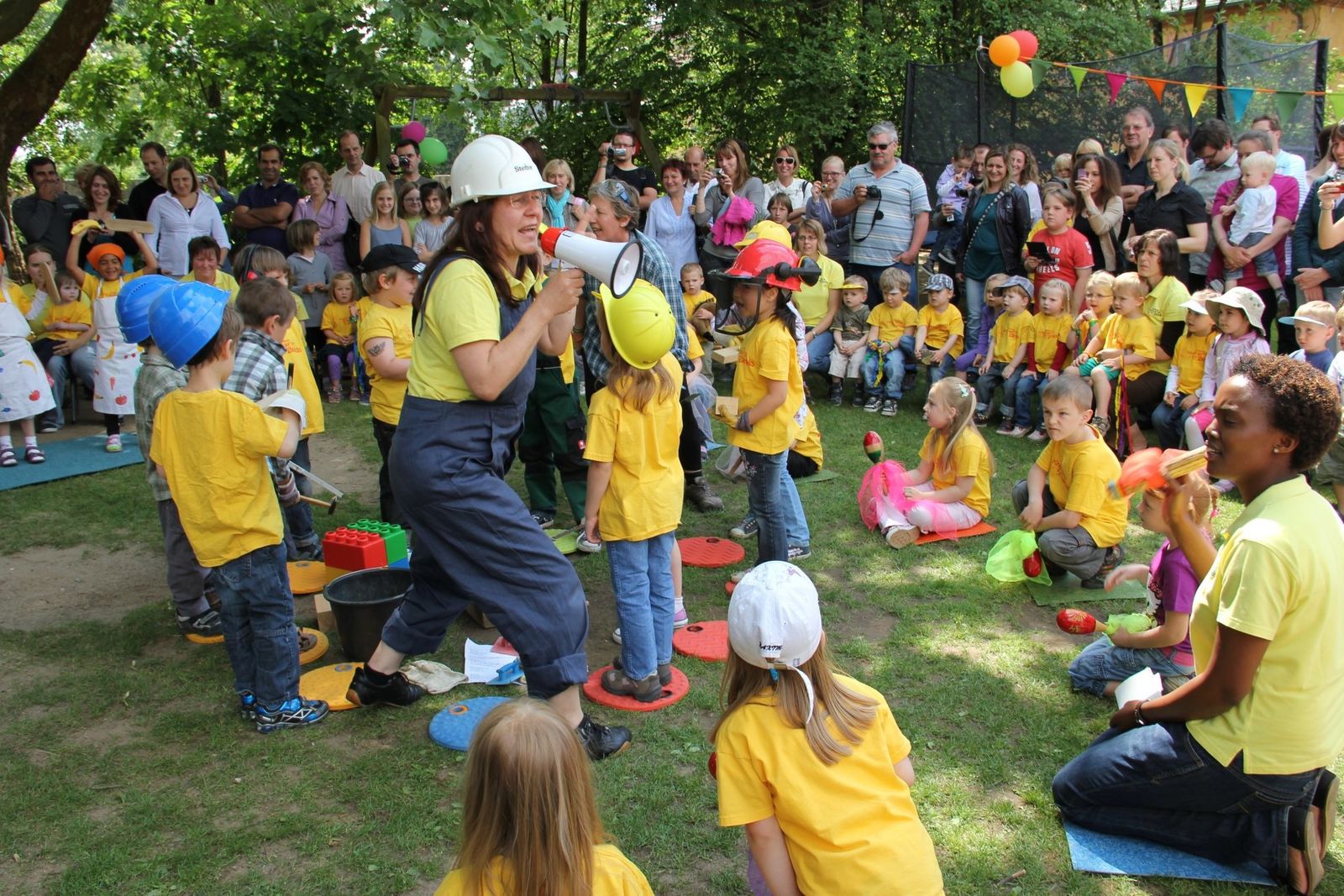 01sommerfest03Bauen4