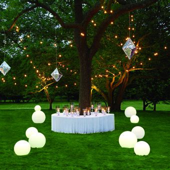brides-magazine-wedding-outdoor-altar-ideas-002