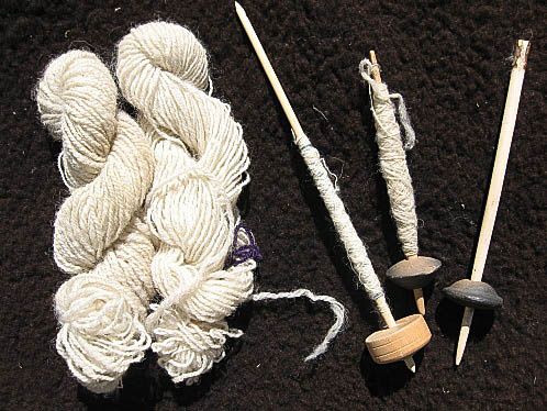 Coton-fuseaux-et-fusaioles.jpg