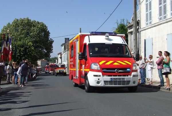 20110714 pompiers defile 2699