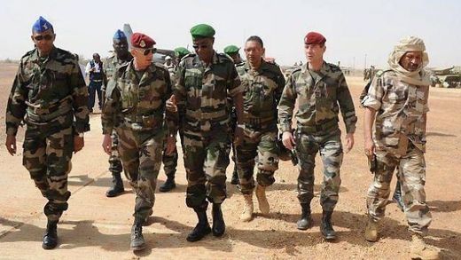 mali_hollande_reparti_la_guerr.jpg