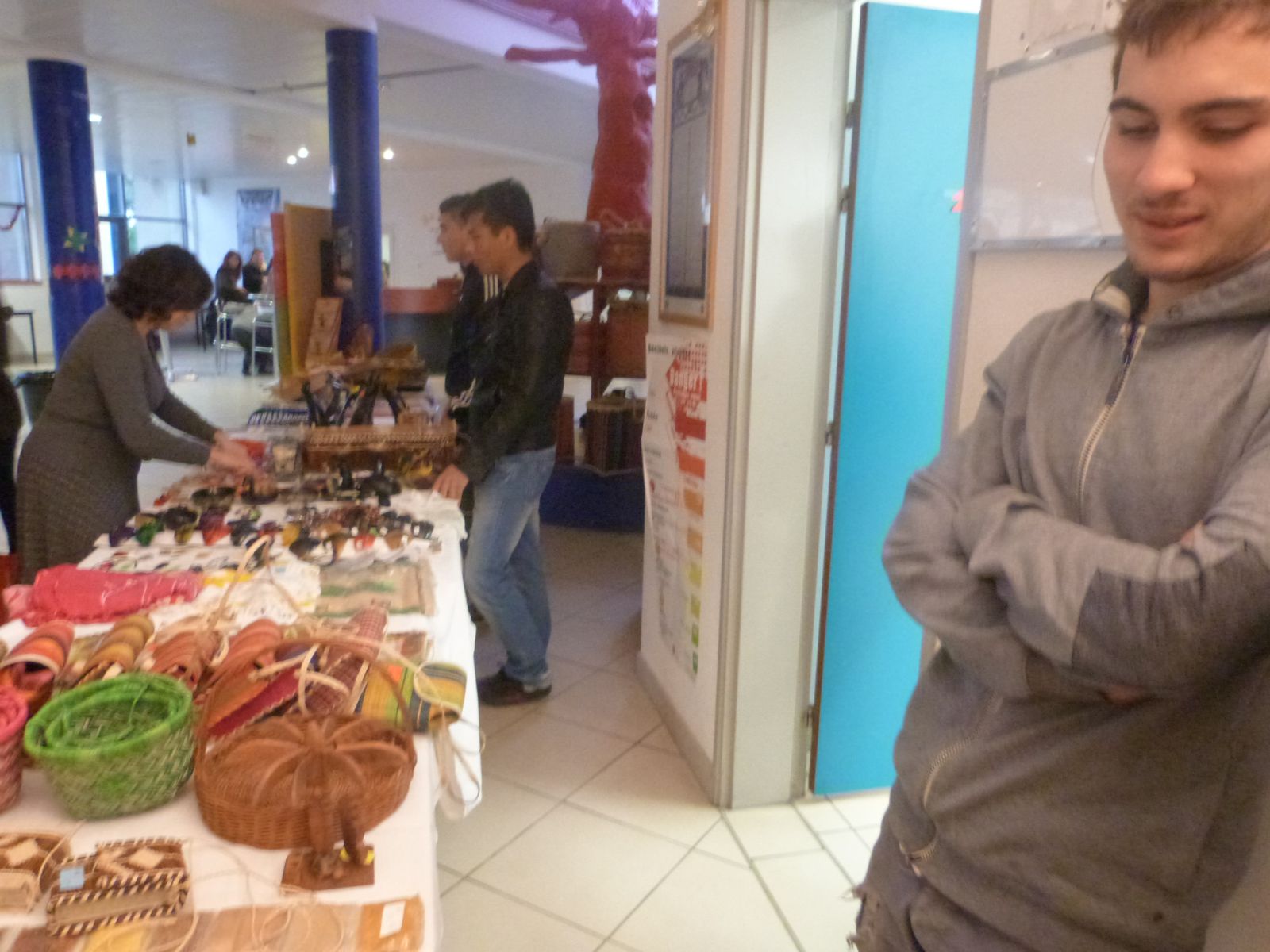 marché de bienfaisance en faveur de gamiso 2014, Abas, Jaweed