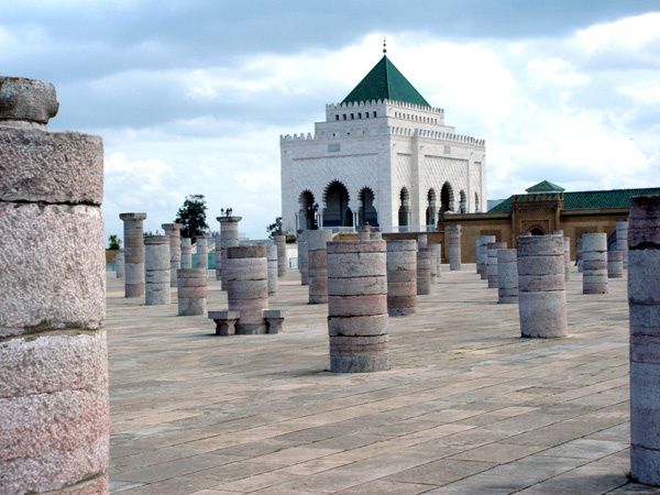 Rabat---Mausolee-Mohammed-V.jpg